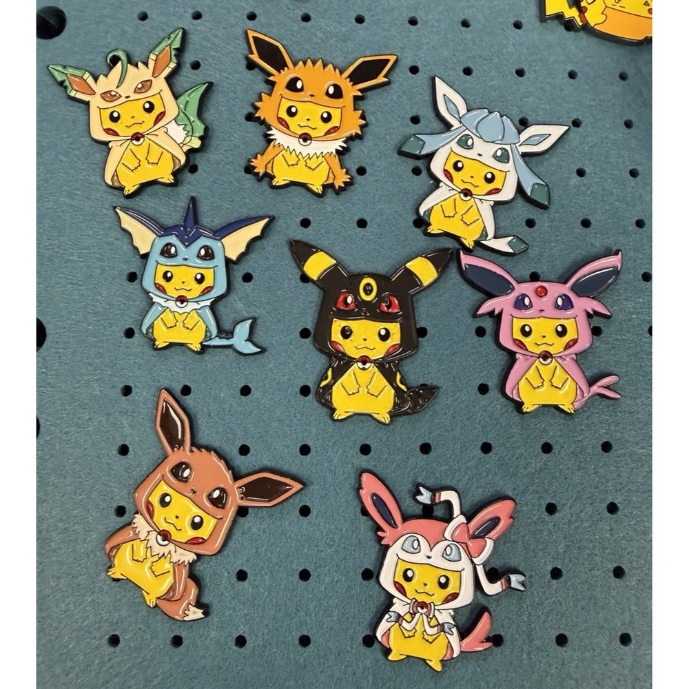 Eevee Evolution Enamel pin set of 8 Pokémon Enamel Pins Pokemon Umbreon Vaporeon